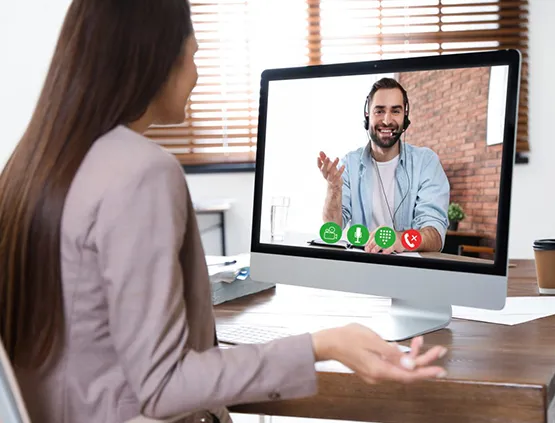Couple setting shared relationship goals during virtual coaching
